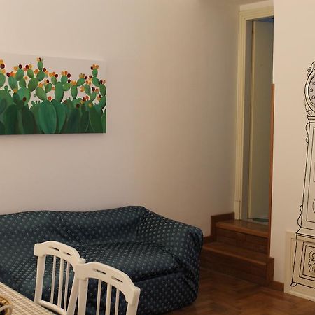 Casa Vacanze Re Umberto I Apartamento Palermo Habitación foto